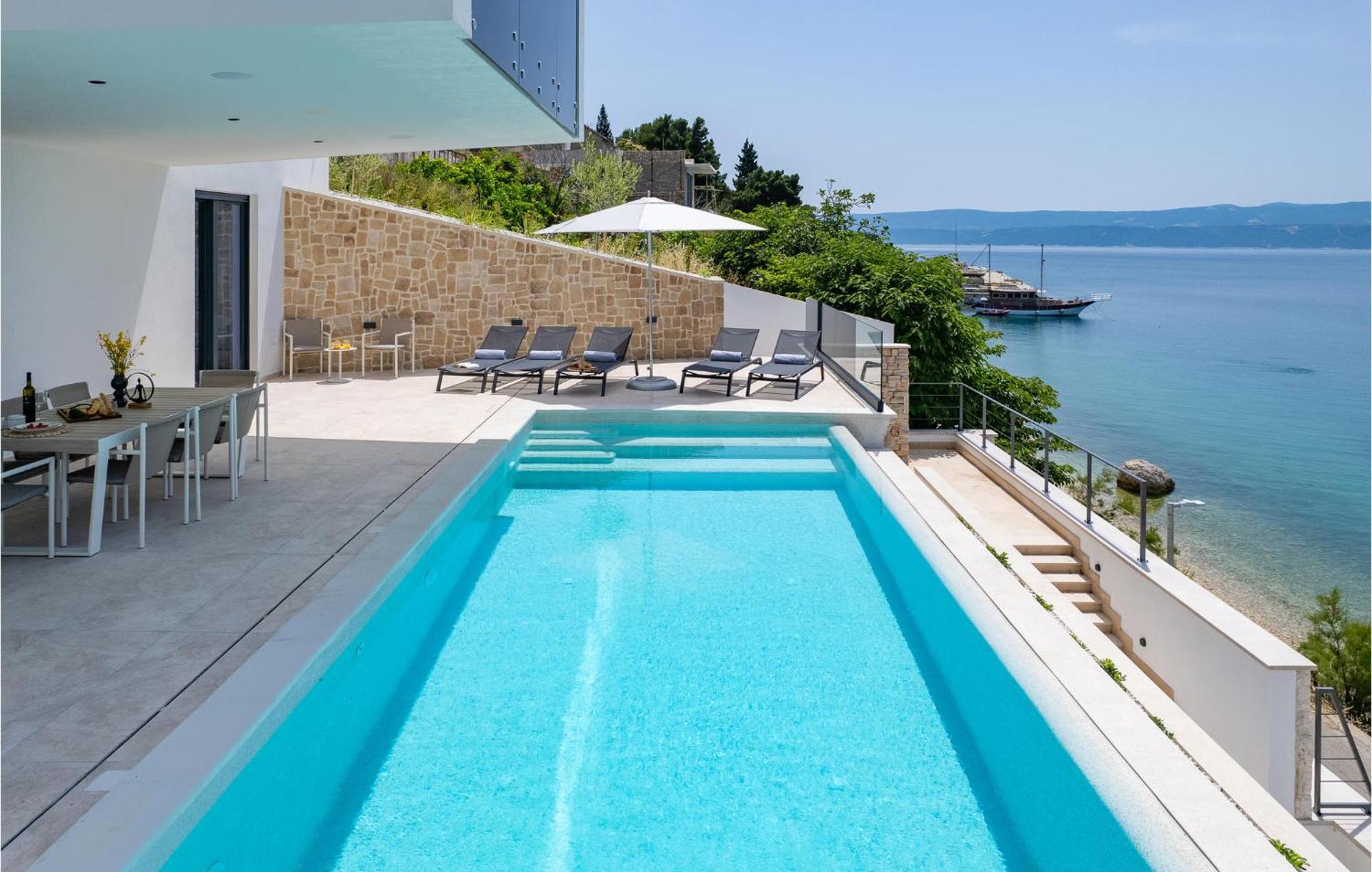 Beautiful Home In Omis With Kitchen エクステリア 写真