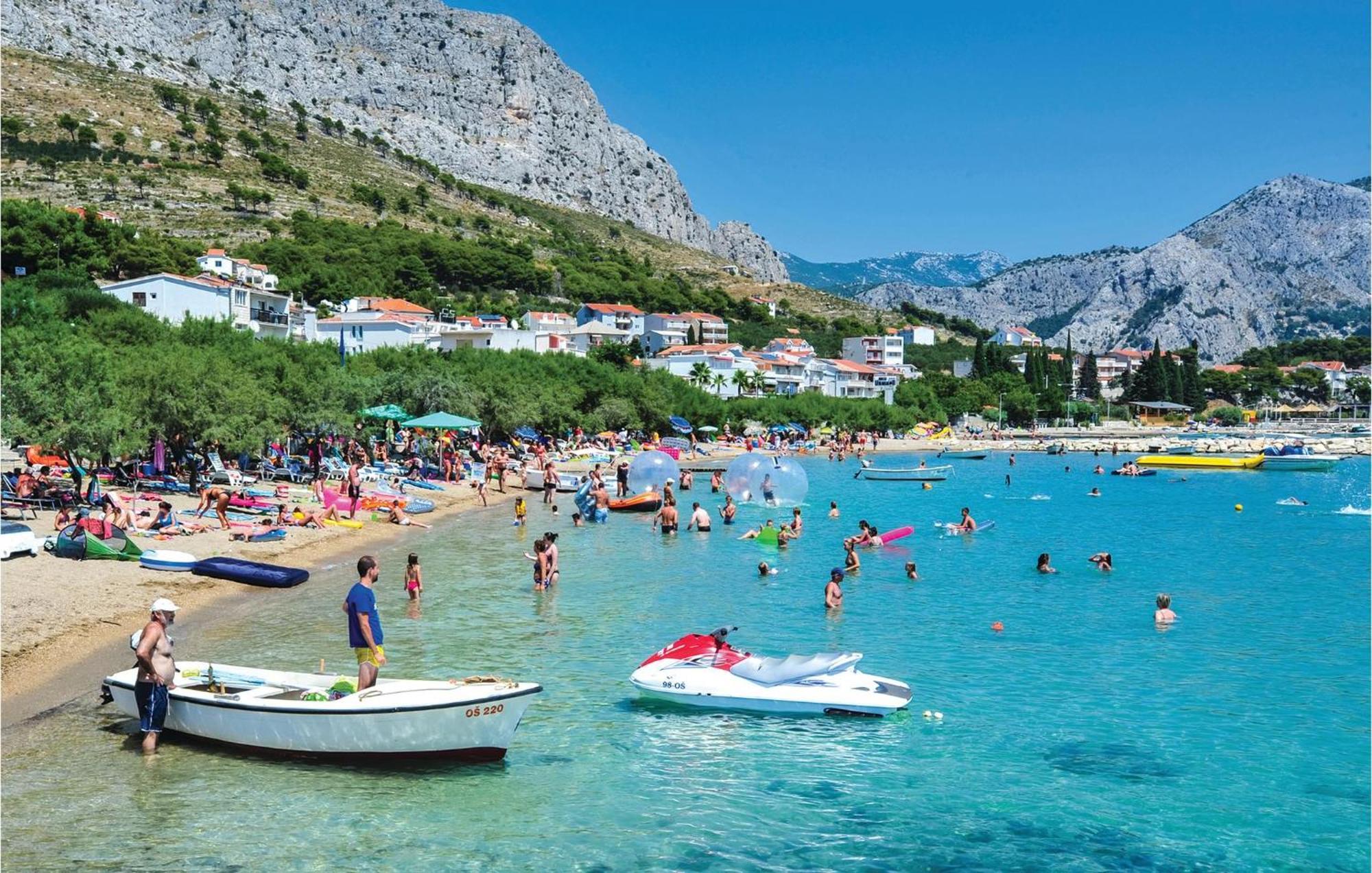 Beautiful Home In Omis With Kitchen エクステリア 写真